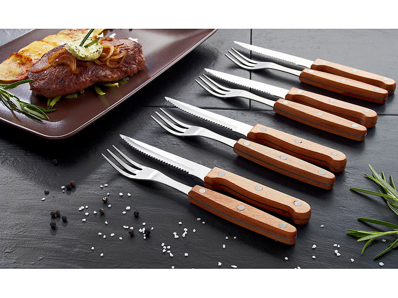 ; Campfeuer Lagerfeuer Lager-Feuern Grillen Barbecues Grillabende Grillfeiern Flammkuchen Pizzas Campfeuer Lagerfeuer Lager-Feuern Grillen Barbecues Grillabende Grillfeiern Flammkuchen Pizzas 