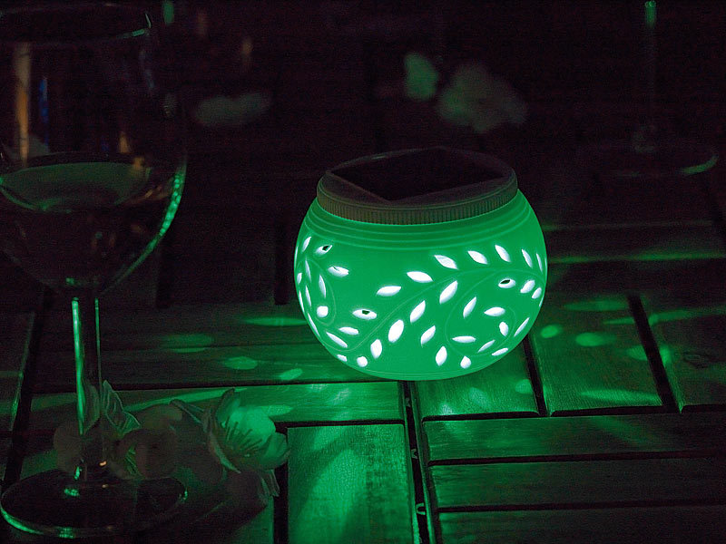 ; Solarleuchten mit Farbwechsler, Solar Laterne außenSolar-RGB-LED-LaterneSolar-RGB-WindlichterSolar-RGB-LED-LampenSolar-RGB-LED-WindlichterRGB-LED-LaternenRGB-WindlichterGartenbeleuchtungenRGB-LED-LampenLampen GartenGlaskugeln warmweiße Einmachgläser Höfe Gläser Balkon Terrassen Verandas Wintergärten GärtenWindlampen 
